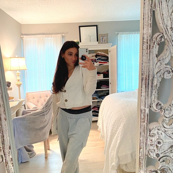 Meet your Posher, Francesca - Picture 2 of 5